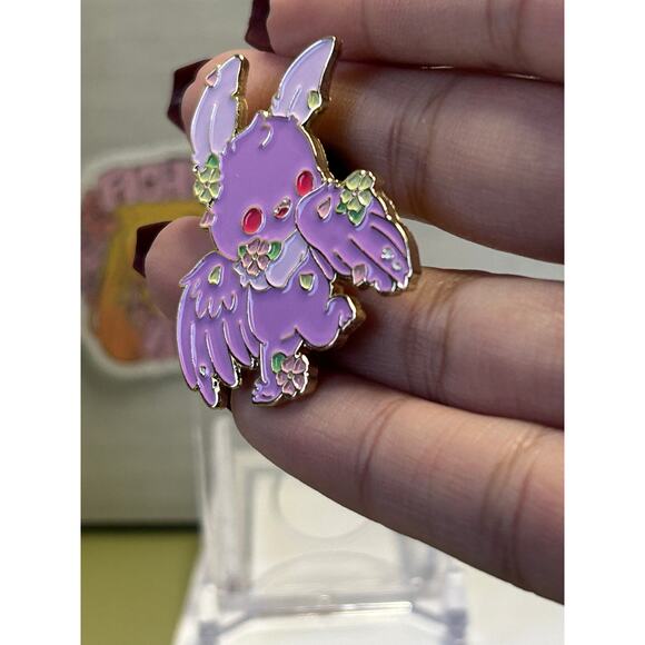 Bright Bat Enamel Pin Purple Bat Flower Mothman - Picture 10 of 10
